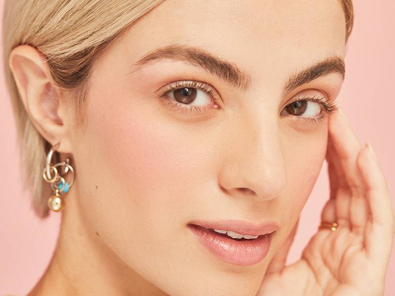How to Naturally Reduce Pore Size for a Smoother Complexion
