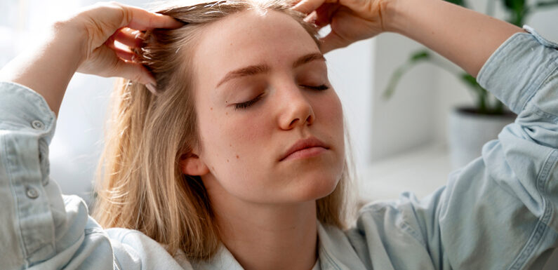 How to Treat an Itchy Scalp Without Making It Worse