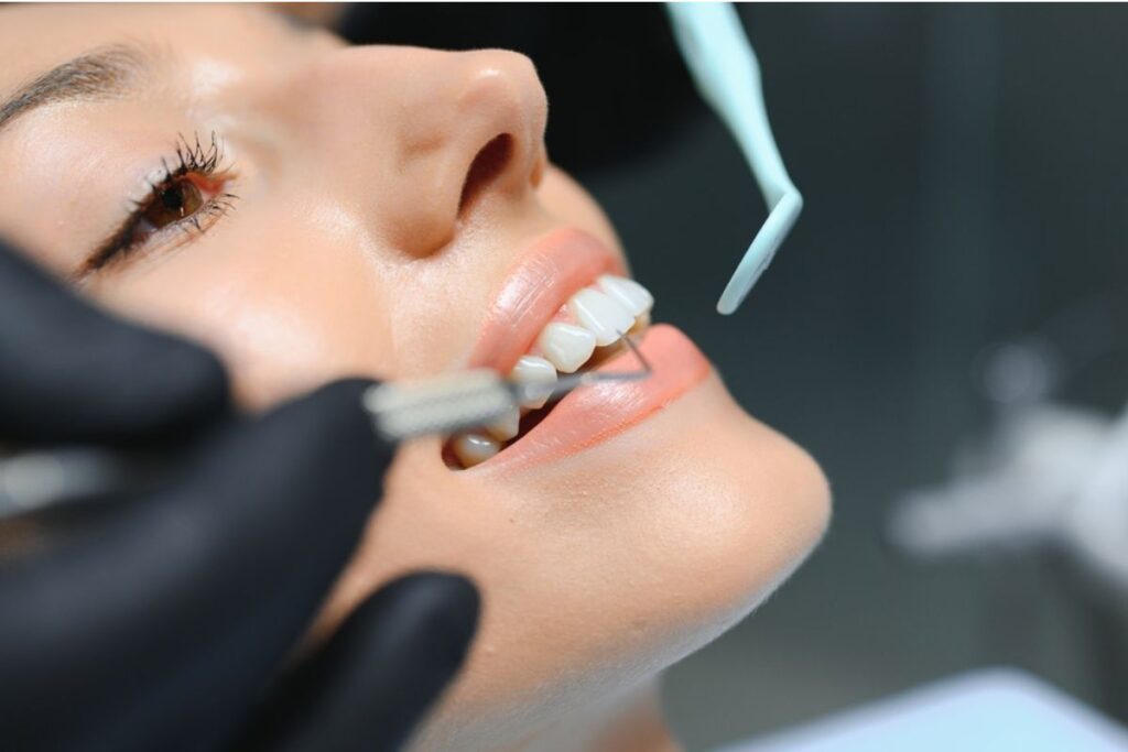 The Connection Between Cosmetic Dentistry And Oral Health