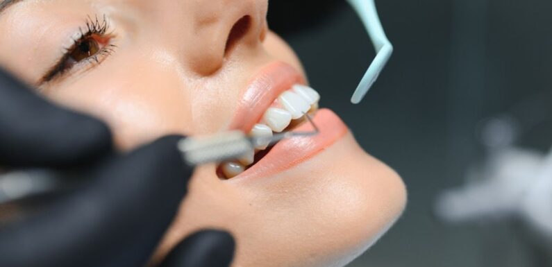 The Connection Between Cosmetic Dentistry And Oral Health