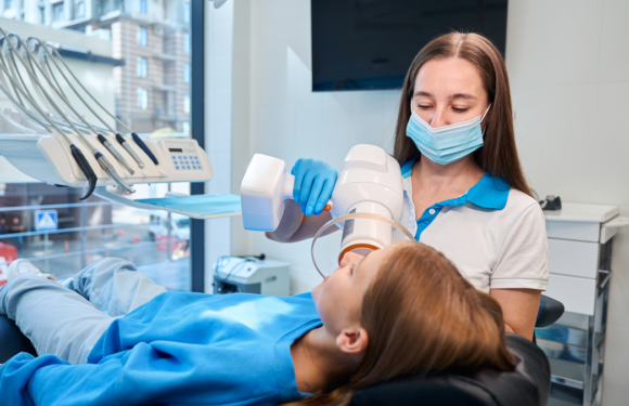How General Dentistry Incorporates Restorative And Preventive Balance