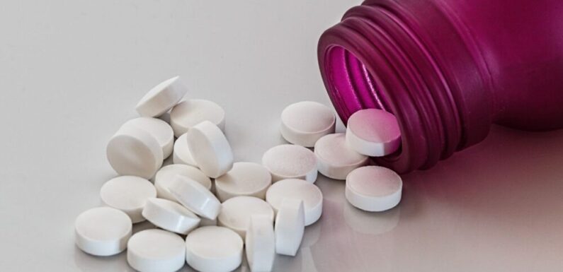 How Fat Burners for Women Work: Ingredients, Benefits, and Considerations